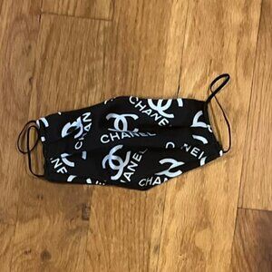 NWOT designer-inspired face mask